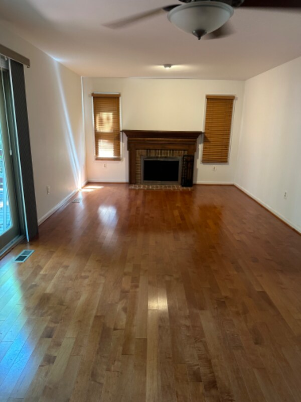 Building Photo - 12545 Cavalier Dr