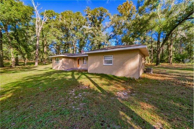 Building Photo - 26237 Blackjack St