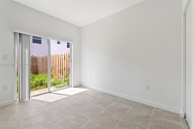 Foto del edificio - 12154 NW 24th Ct