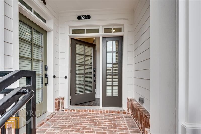 533 Burton Dr, Alpharetta, GA 30009 Condo for Rent in Alpharetta, GA