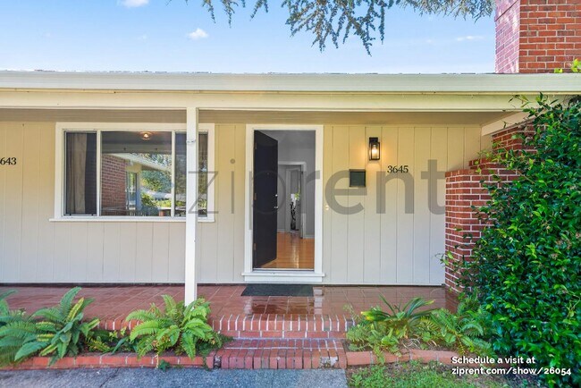 Foto del edificio - 3645 Mosswood Dr