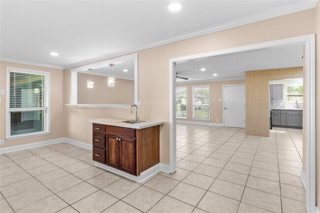 Foto del edificio - 4201 Sevan St