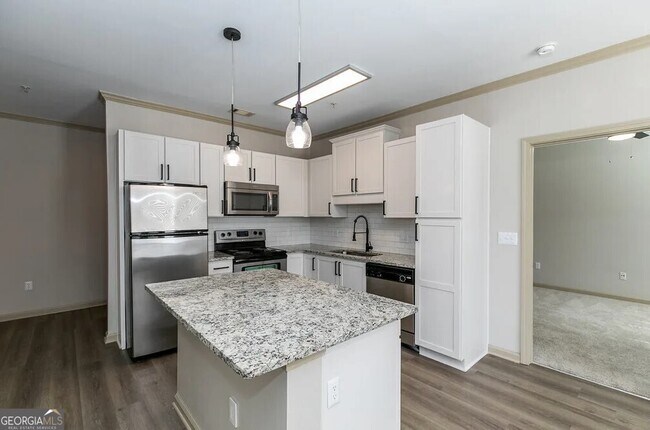 Foto del edificio - 1000 Ashwood Pkwy