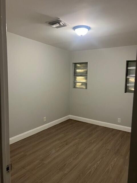 Foto del edificio - 310 NW 4th Ave