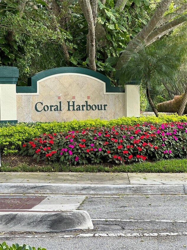 Primary Photo - 1414 Harbour Side Dr