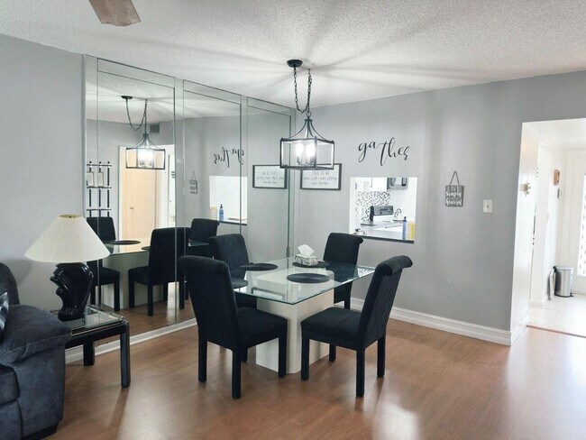 Foto del edificio - 7505 NW 5th Pl