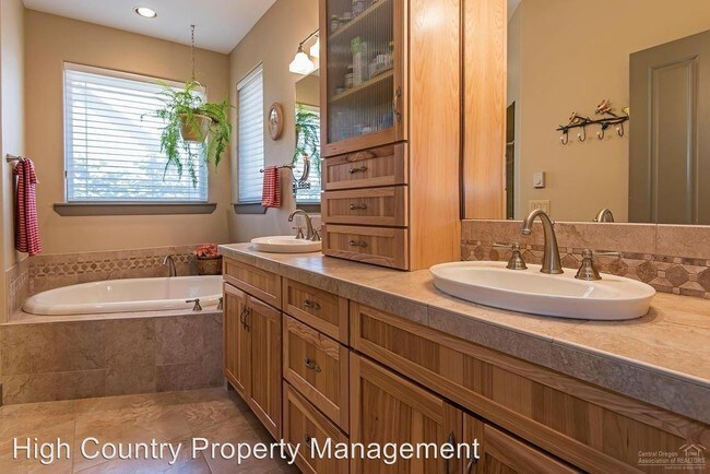Foto del edificio - 4 br, 3 bath House - 20925 Sage Creek Drive