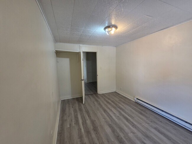 Foto del edificio - 245 N 4th St