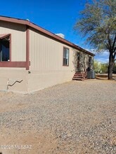 Building Photo - 9800 W Picture Rocks Rd