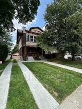 Building Photo - 1347 Duncan Ave