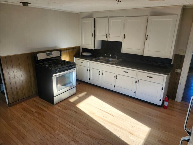 Foto del edificio - 108 3rd St