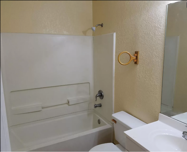 Foto del edificio - 1122 Garibaldi St E