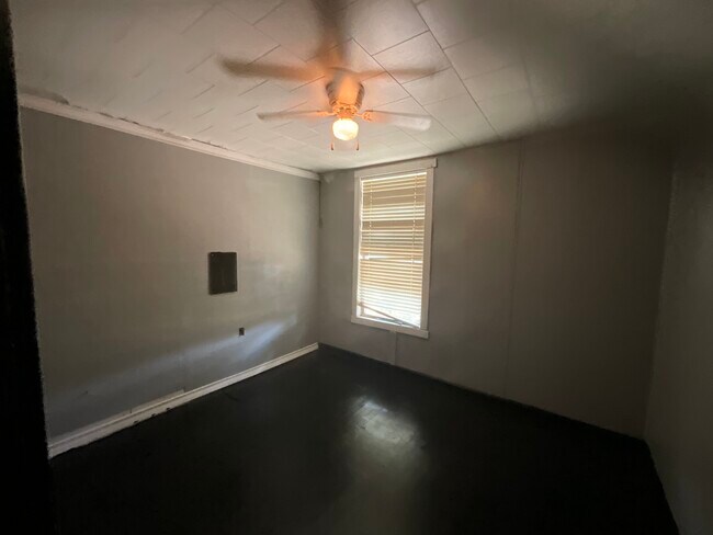 Foto del edificio - 2 Bedroom 1 Bathroom/Springhill,La