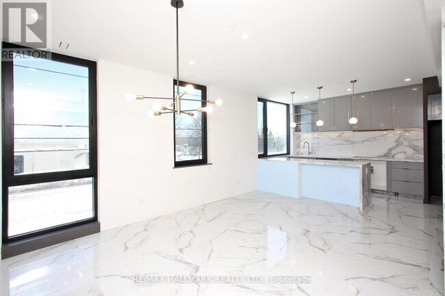 Photo du bâtiment - 204 Browns Line