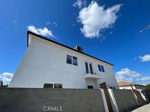 Building Photo - 9160 Morehart Ave