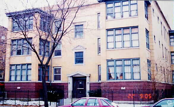 Foto del edificio - 4654-4656 N Central Park