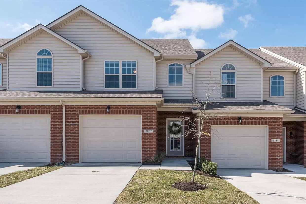 Foto principal - 3852 Nadia Ln