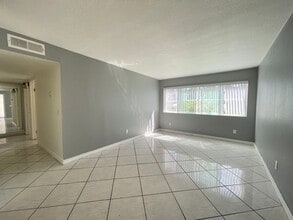 Building Photo - 3454 Del Sol Blvd
