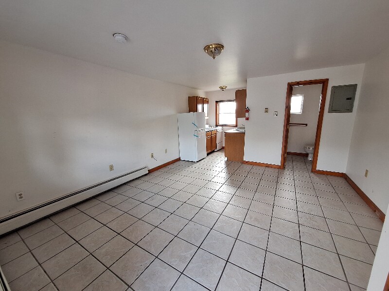 Primary Photo - 2071 Ulster Ave