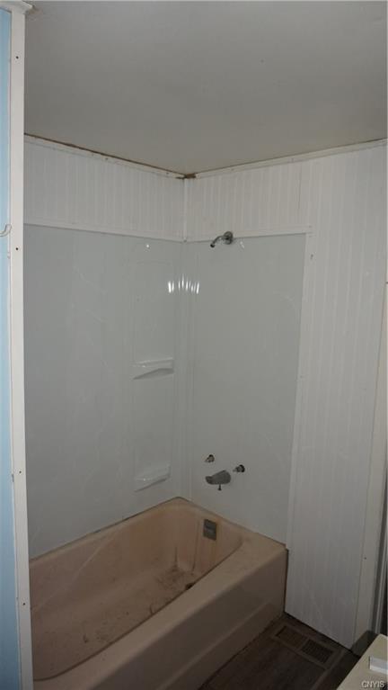 Building Photo - 136 Barben Ave