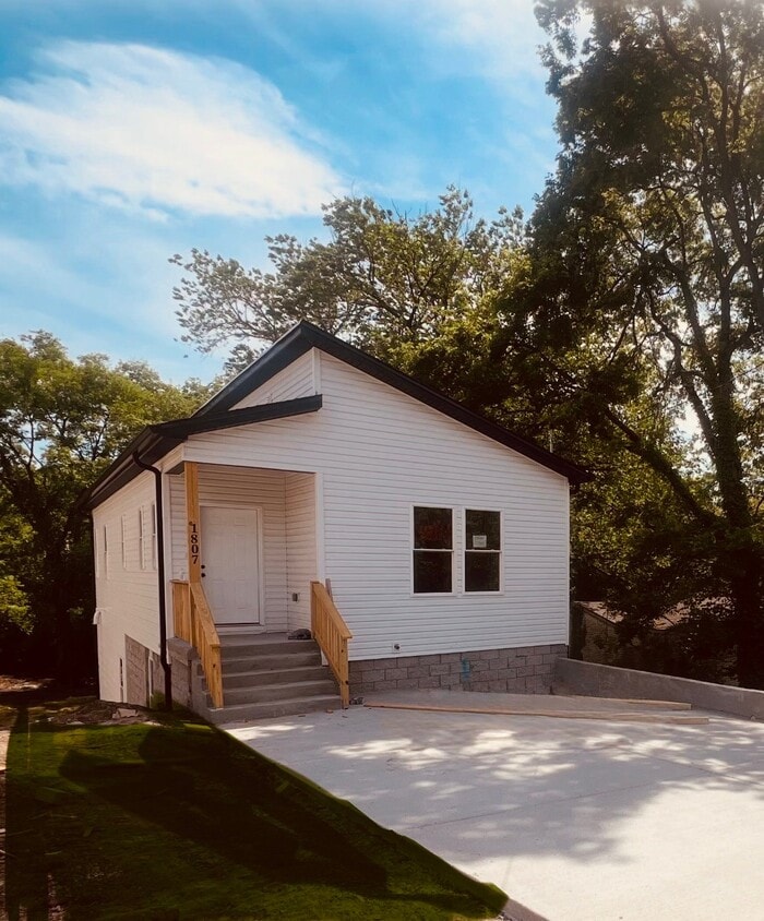 Photo - 1809 Liberia St (Nashville, TN)