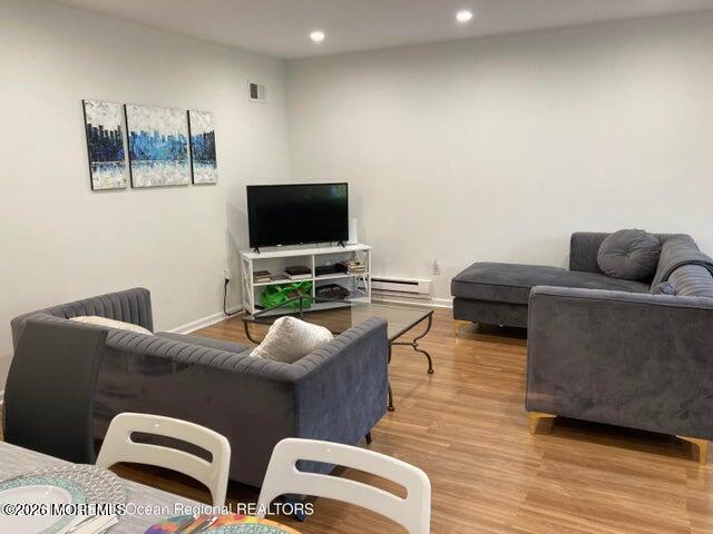 Foto del edificio - 65 Cedar Ave