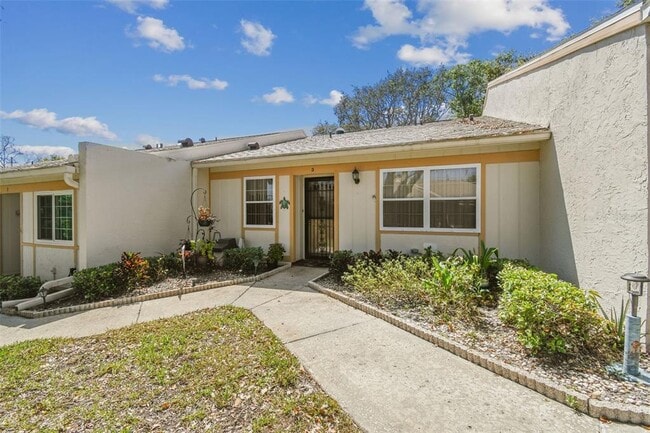 Building Photo - 8130 Braddock Cir