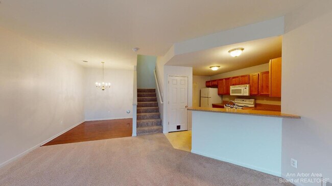 Building Photo - 3026 Cloverly Ln