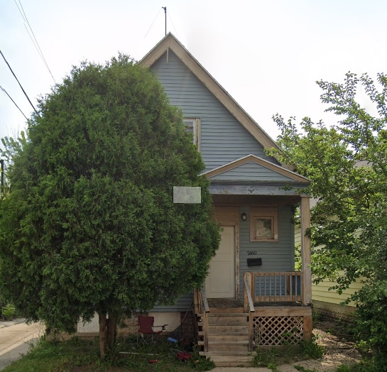 Primary Photo - 2460 N 30th St