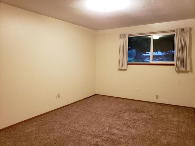 Building Photo - 618 Midway Dr NE, Lacey, WA 98516