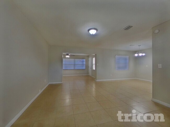 Foto del edificio - 301 Terrace Dr E