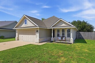 Building Photo - 3907 Bridgeberry Ct