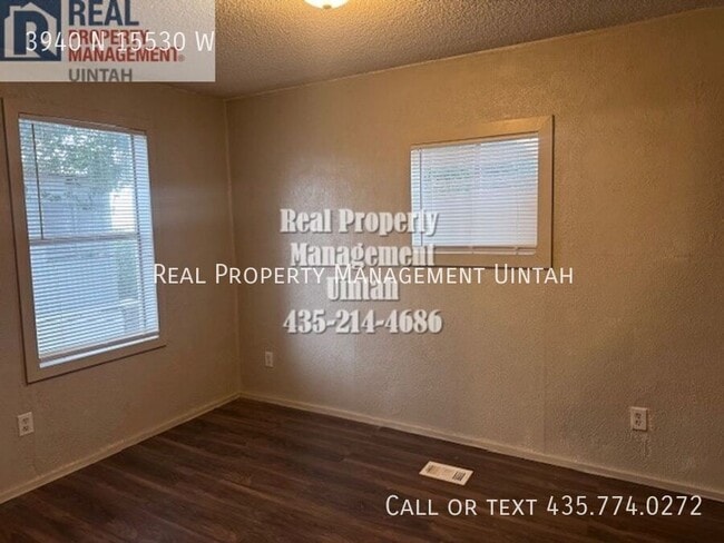 Building Photo - 3940 15530 W