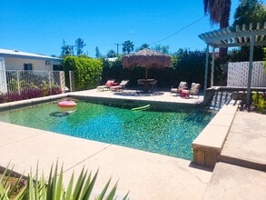 Building Photo - 72883 Sierra Vista Dr