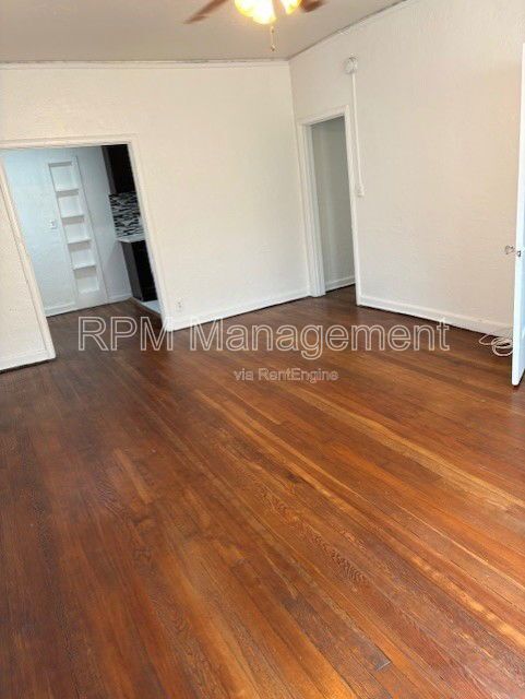 Foto del edificio - 1523 N McCadden Pl