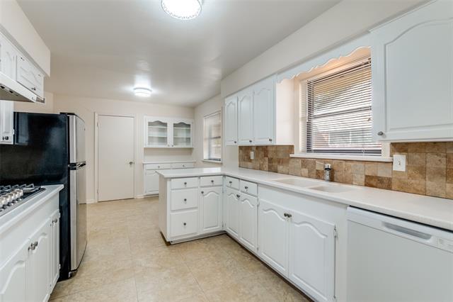 Building Photo - 6138 Annapolis Ln