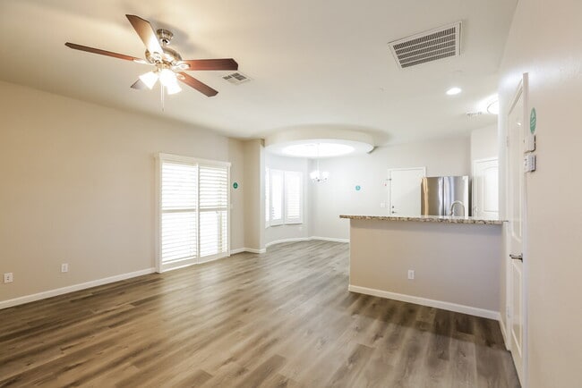 Foto del edificio - 2009 E Heartwood Ln