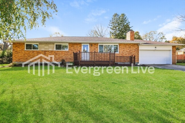 Building Photo - 120 Hilltop Dr