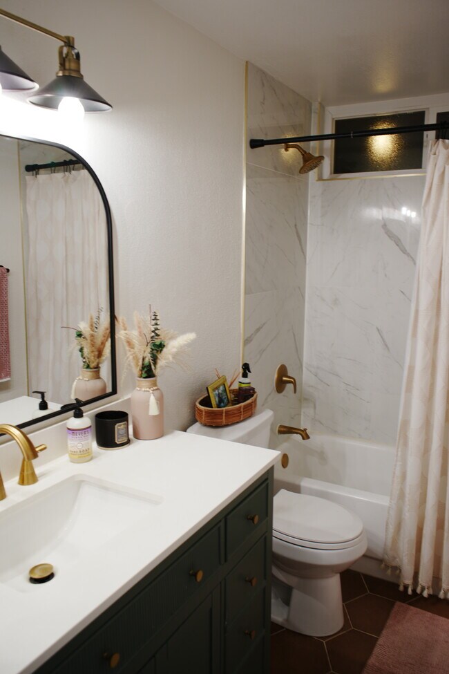 Foto del edificio - 7330 Amanda Ct