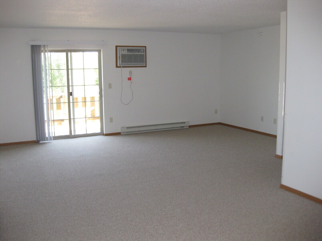 1110 Canoga Park Dr Unit 9, Marshall, MN 56258 Apartments in Marshall