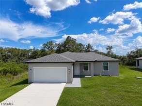 Building Photo - 537 Greenbriar Blvd