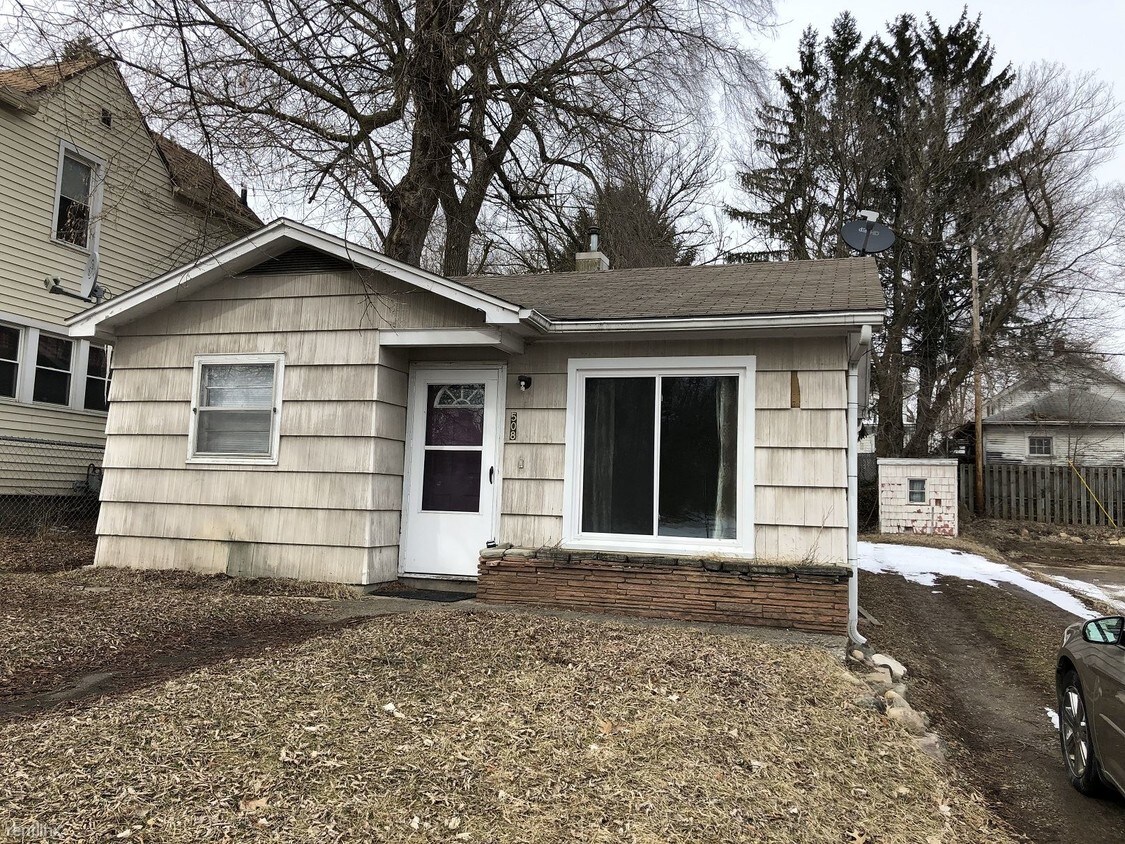 508 E McDevitt Ave, Jackson, MI 49203 House Rental in Jackson, MI