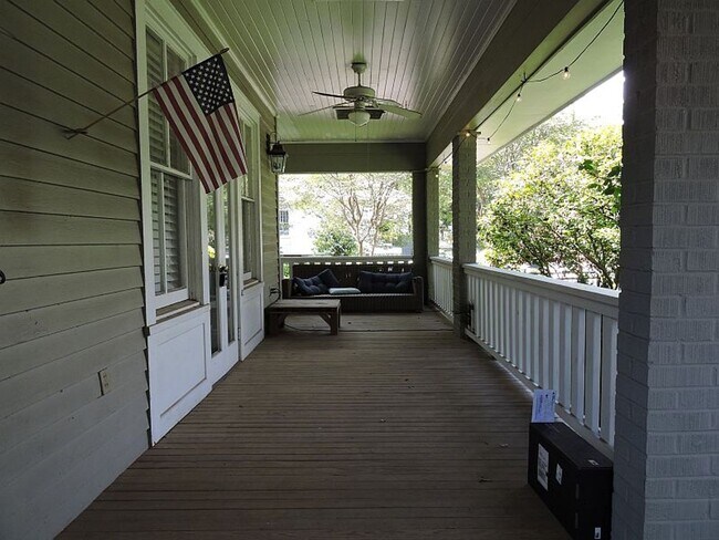 Foto del edificio - Garden District Home for Lease
