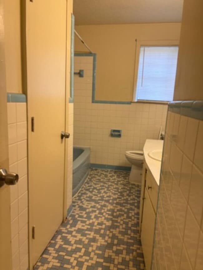 Foto del edificio - 3125 Bienville Dr