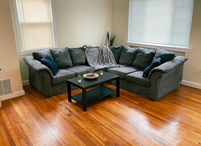 Foto del edificio - 4442 Alabama Ave SE