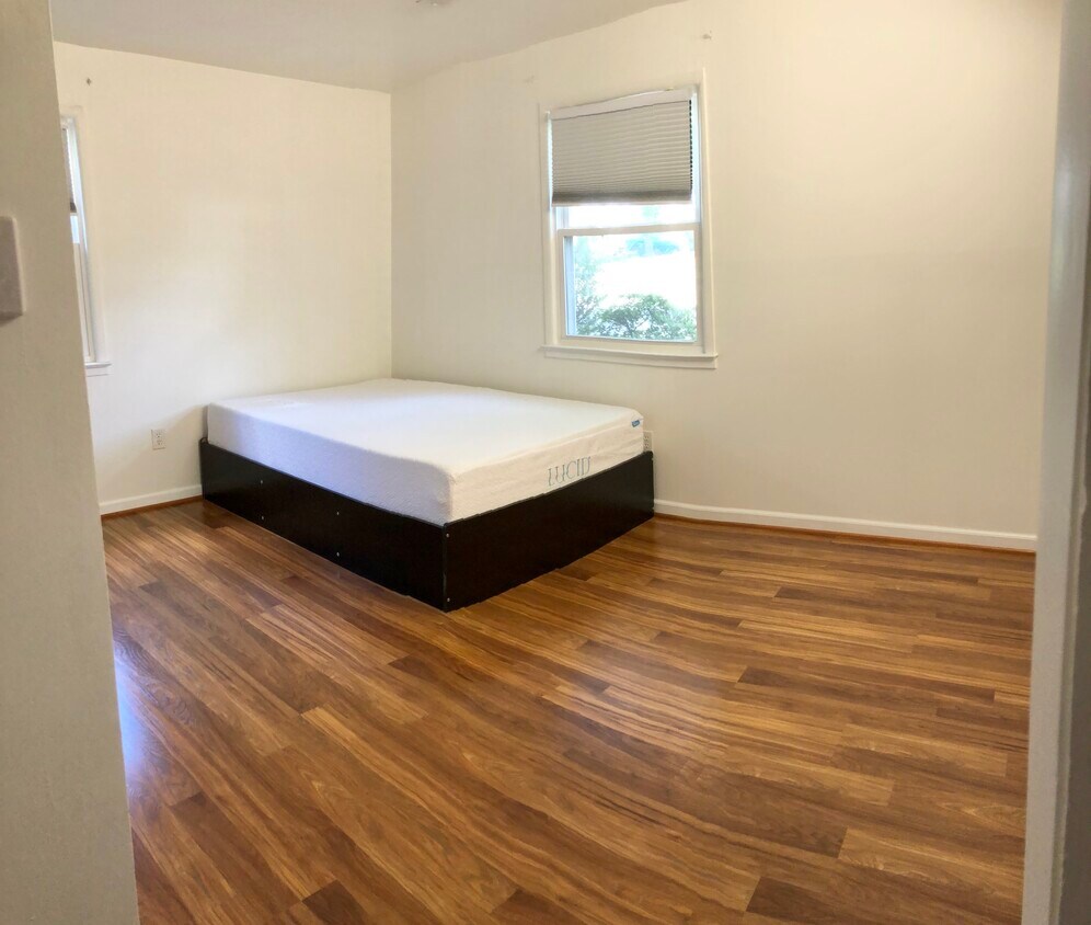 13711 Pennsboro Dr, Chantilly, VA 20151 House Rental in Chantilly, VA