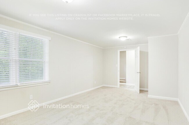 Foto del edificio - 2369 Brentford Pl