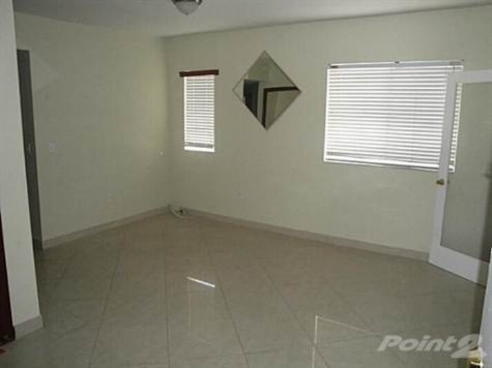 Foto principal - 103 NW 6th Ave
