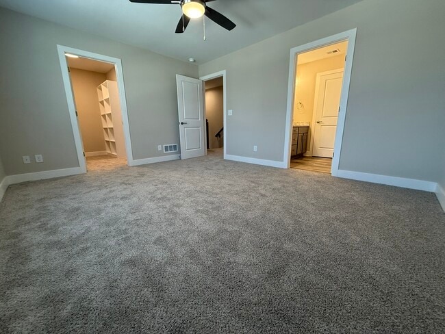 Building Photo - 8542 Kickapoo St