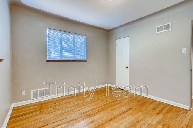 Foto del edificio - 2485 W. 41st Ave.